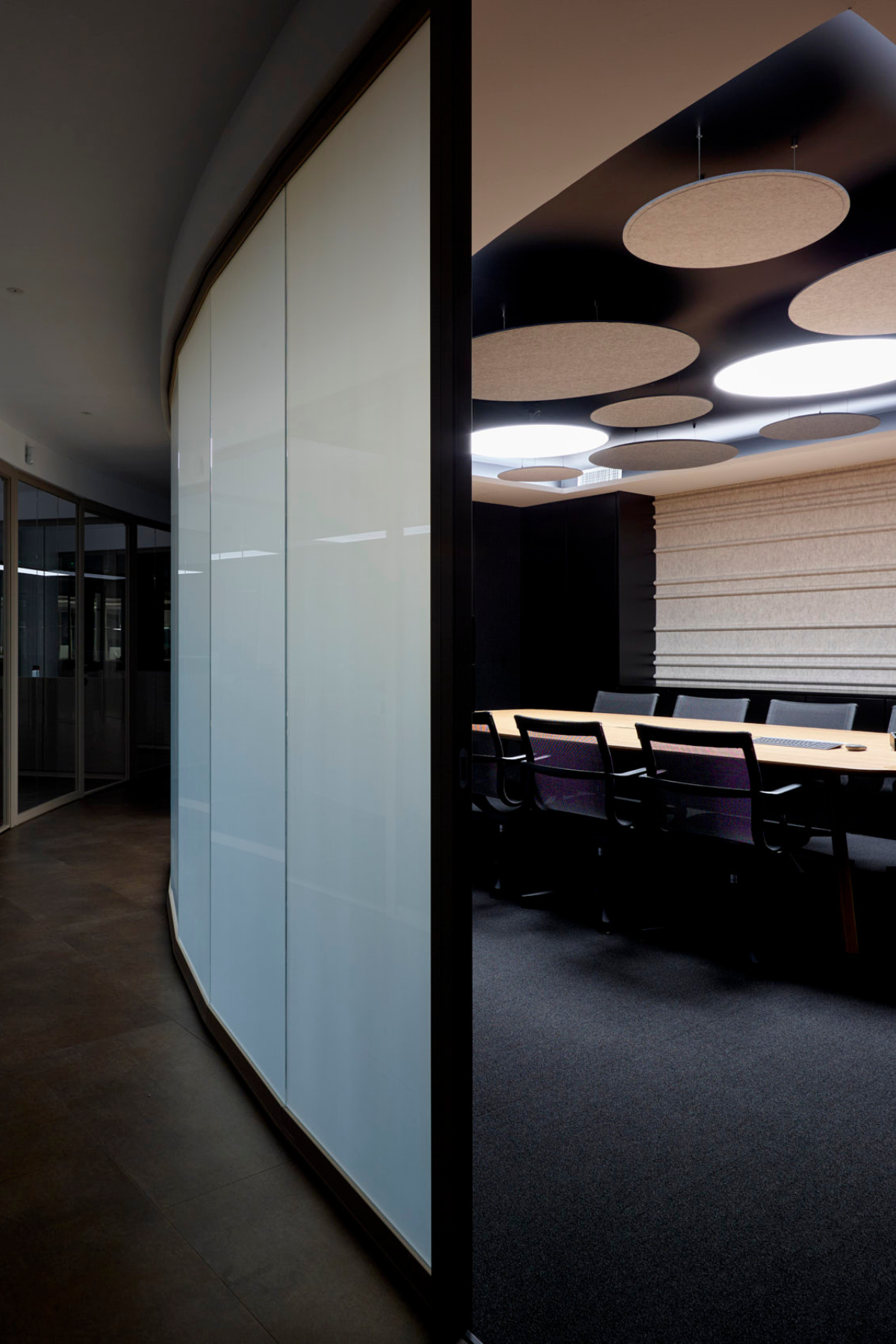 Amambiente 10-sala riunioni grande verticale